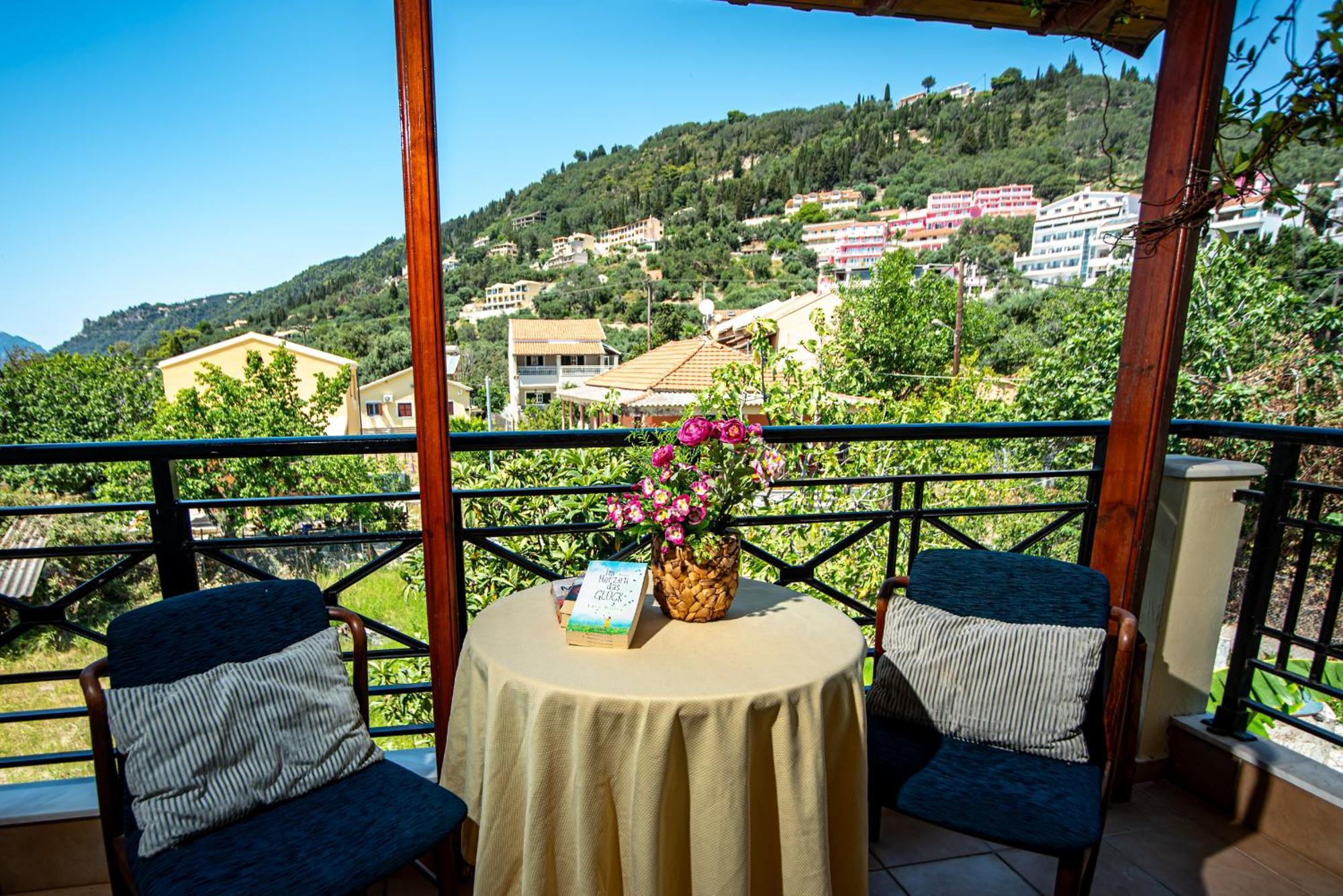 Tholeto Apartments Agios Gordios  Exterior foto
